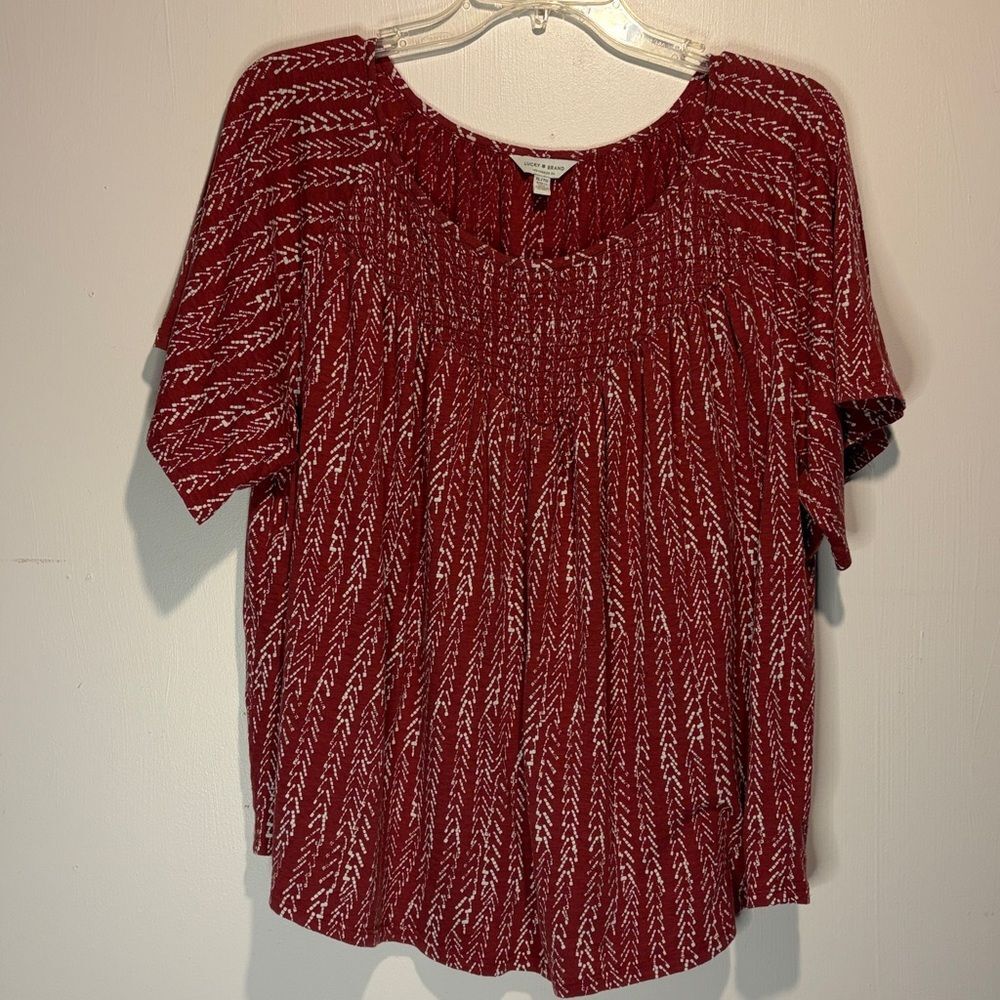 Lucky Brand Red White Printed Lightweight Boho Top Smocked Neckline Cropped XL